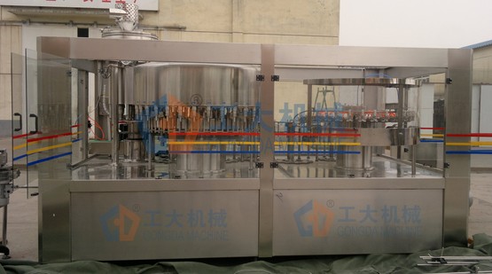 Automated Bottle Washing Filling and Capping Machine