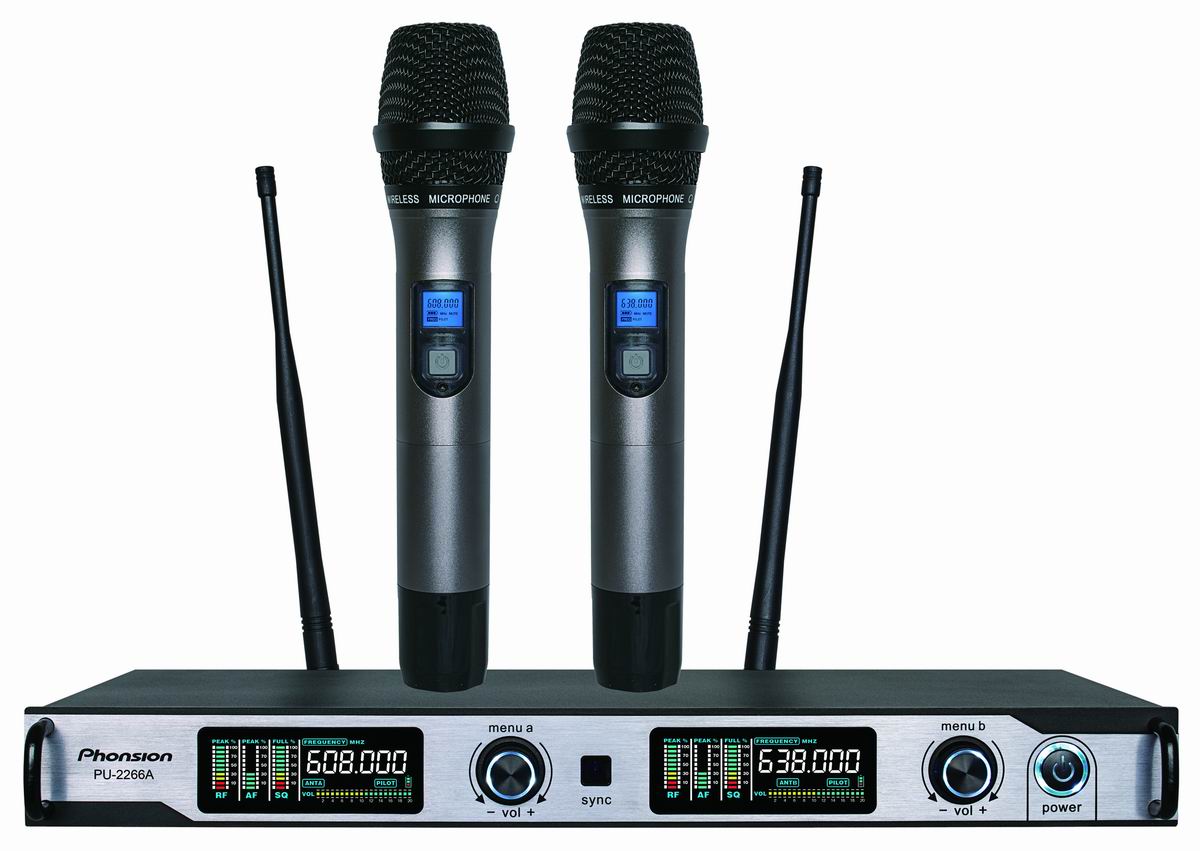 Diversity Wireless Microphone System with Handheld Microphones