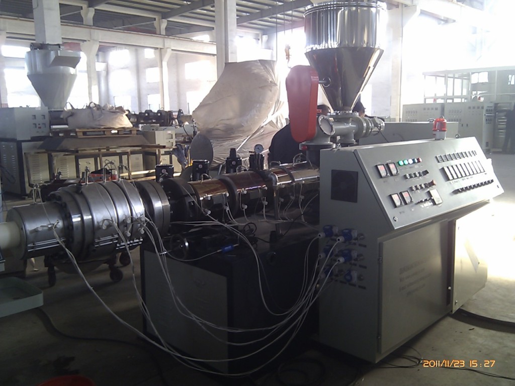 PVC pipe extrusion line - Image 2