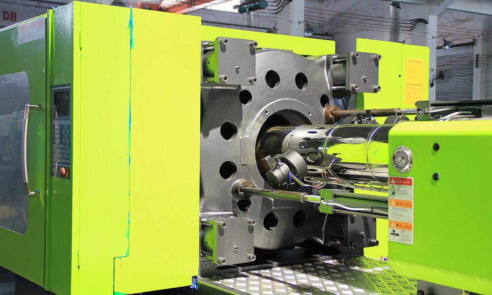 PVC pipe fittings making molding machine desktop injection molding machine - Image 2