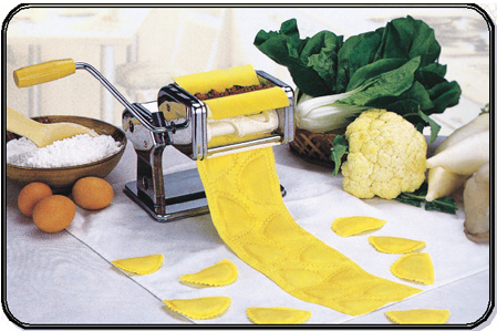 QJ-B semi circular dumpling machine - Image 3