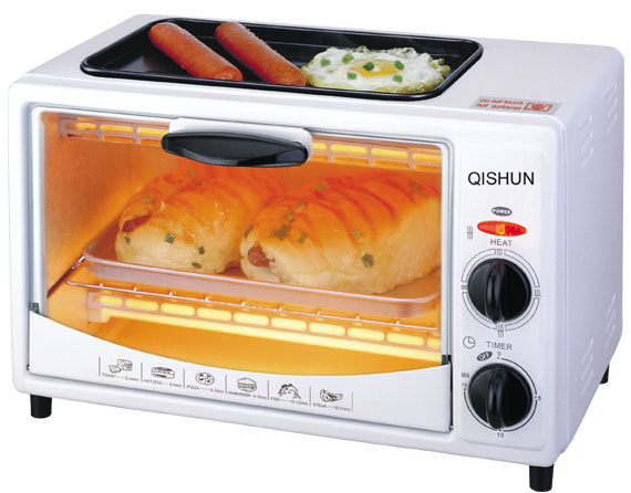 Electric Toaster Oven with Top Tray