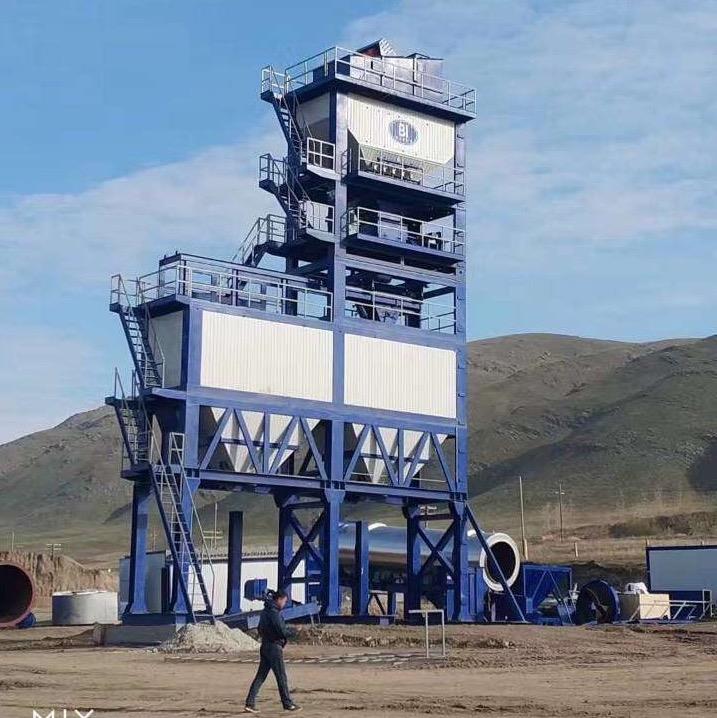 Full view of the QLB2000 asphalt mixing plant layout