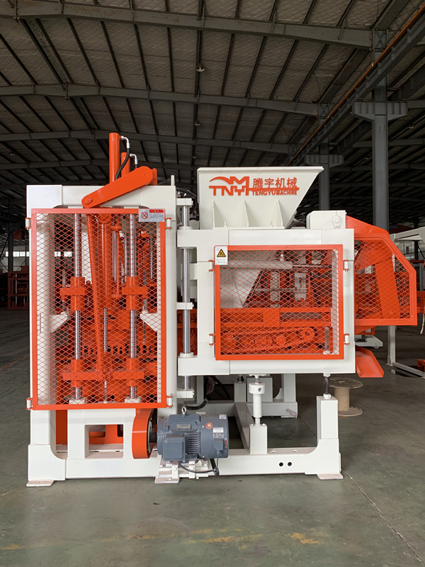QT10-15 BLOCK MACHINE - Image 3