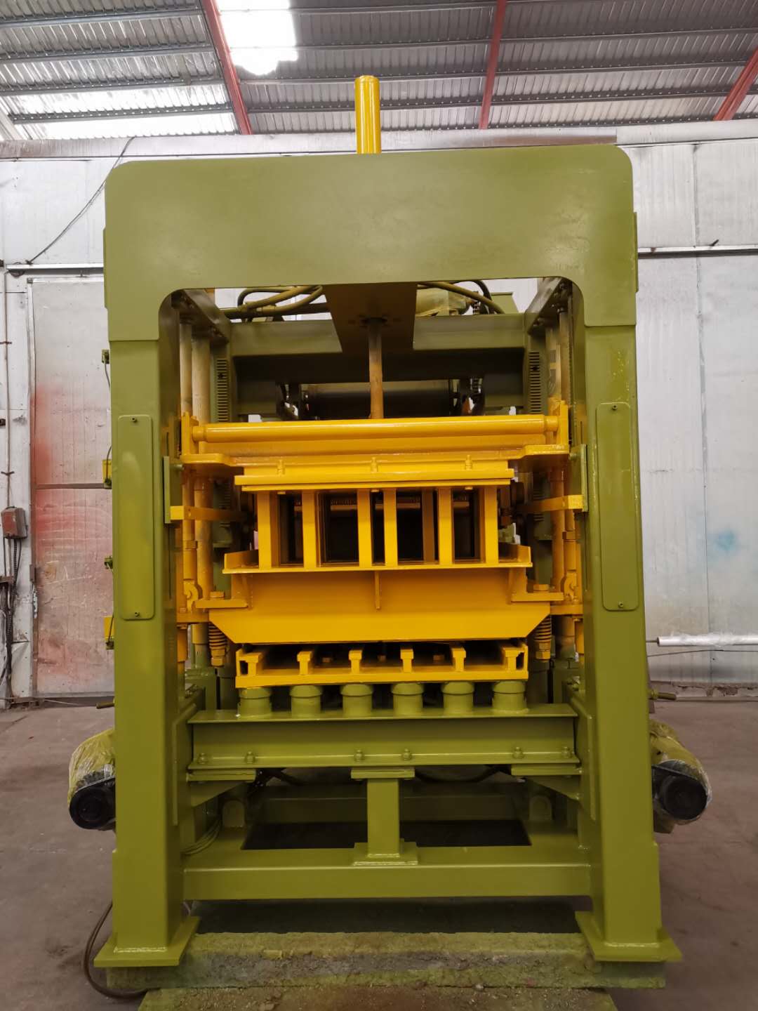 QT6-12 full automatic paving block machine cement interlocking brick making machine - Image 2