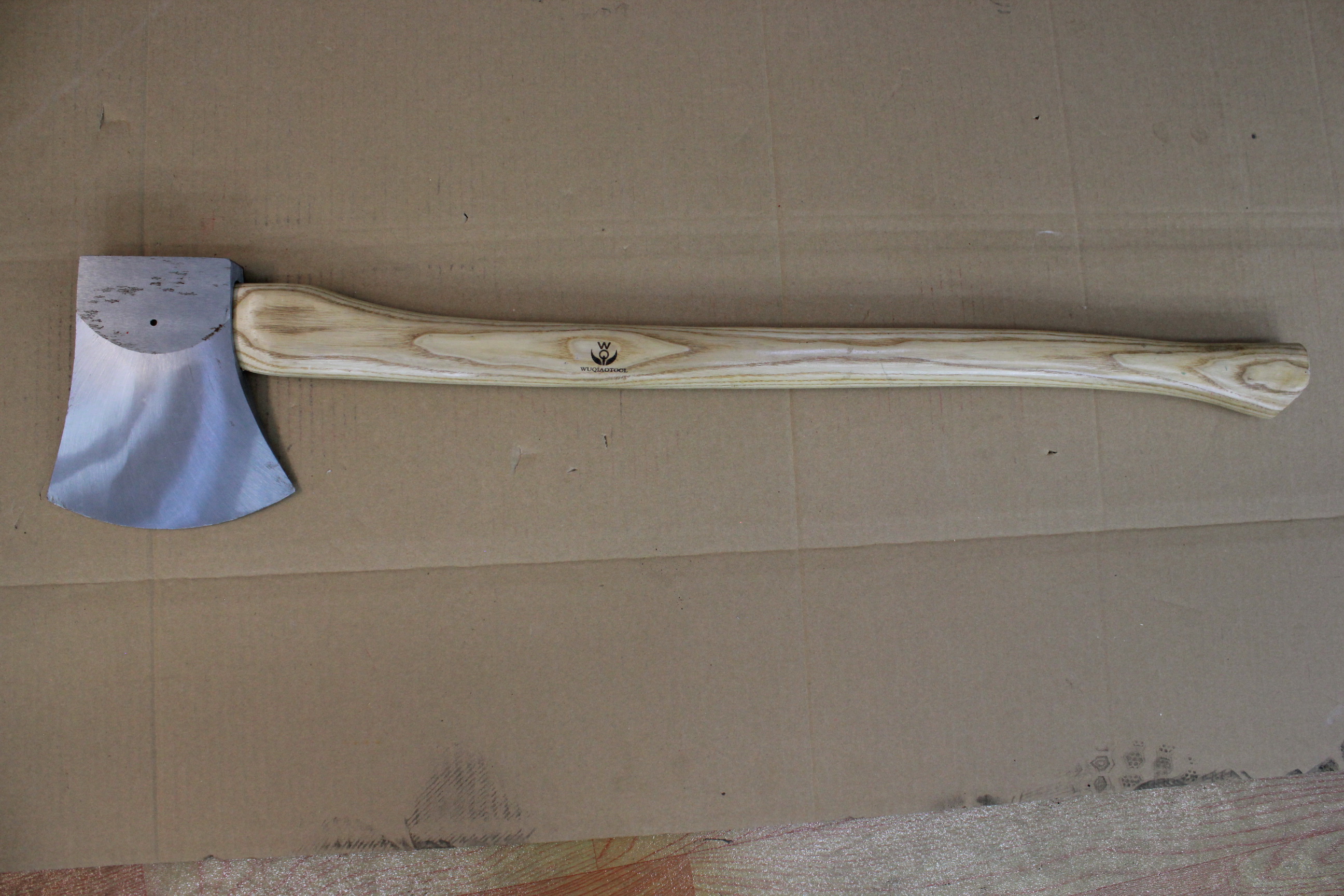High-Performance Racing Axe for Wood Chopping