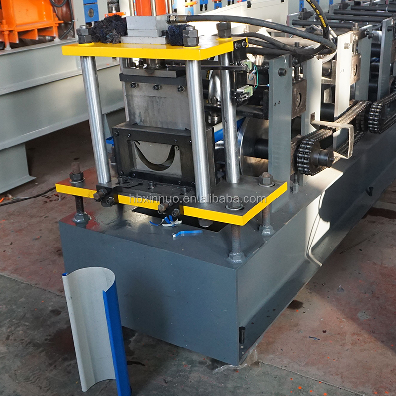 Automatic round steel gutter downpipe machine