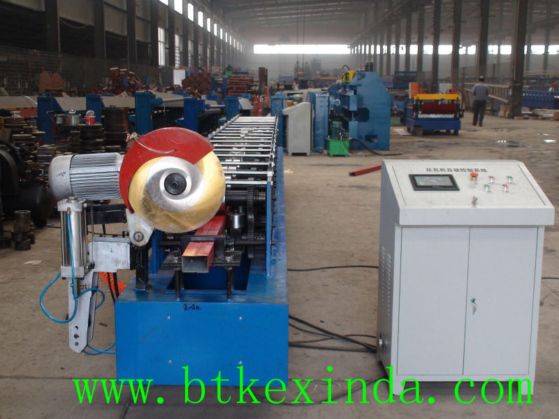 Industrial cold roll forming machine with control panel