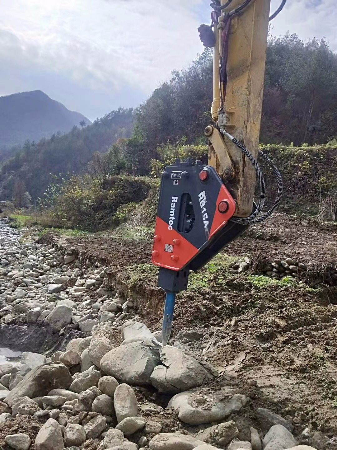 Excavator Hydraulic Breaker with 100mm Rod