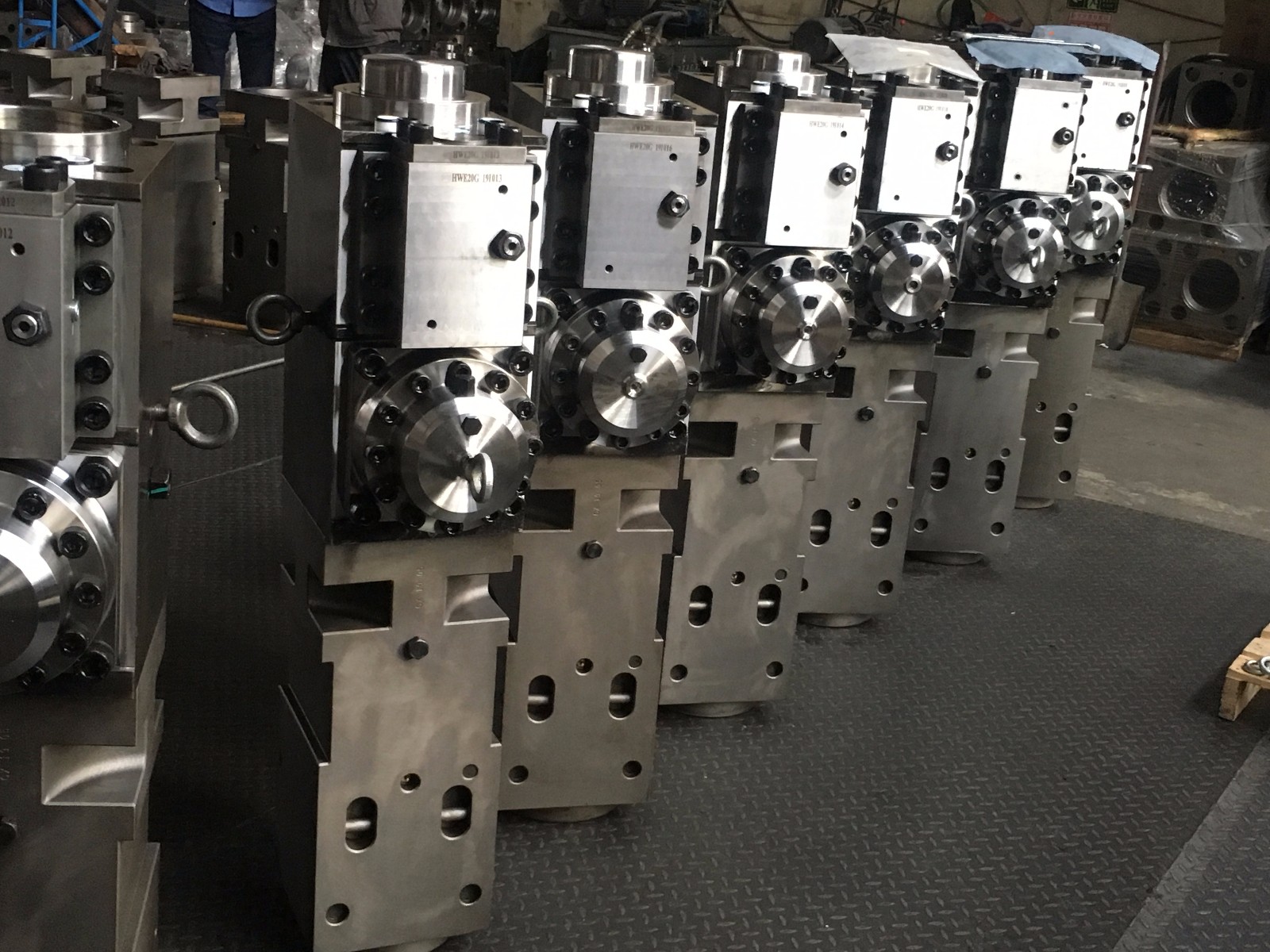 RB20G Hydraulic breaker(rod135) - Image 2