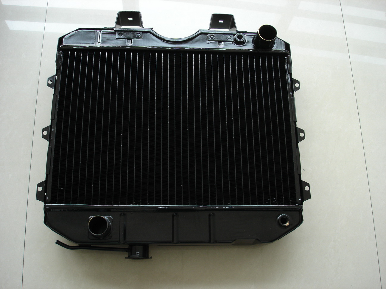 Engine Cooling Radiator Assembly