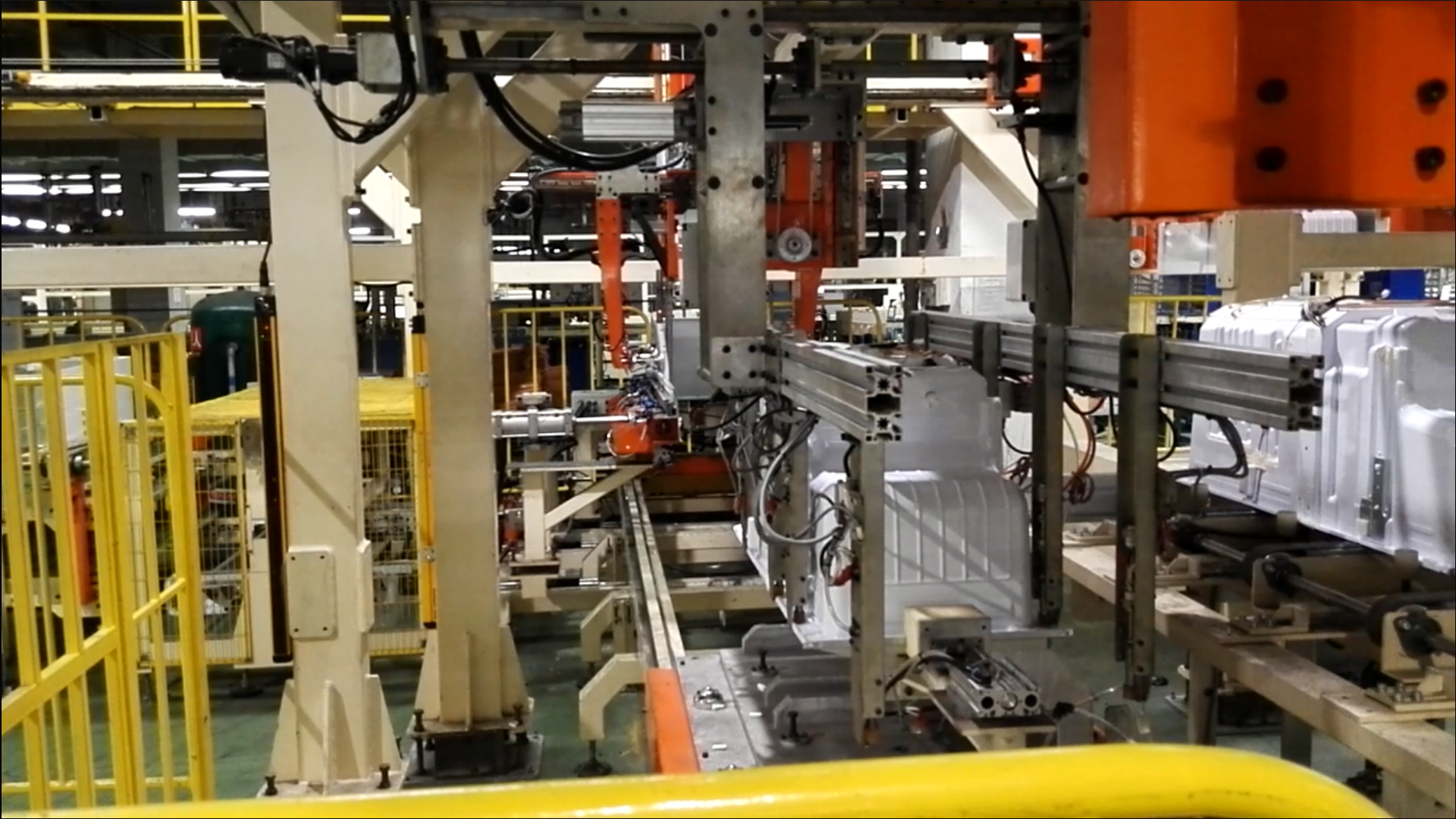 Refrigerator Cabinet Production Line with Automatic Assembly