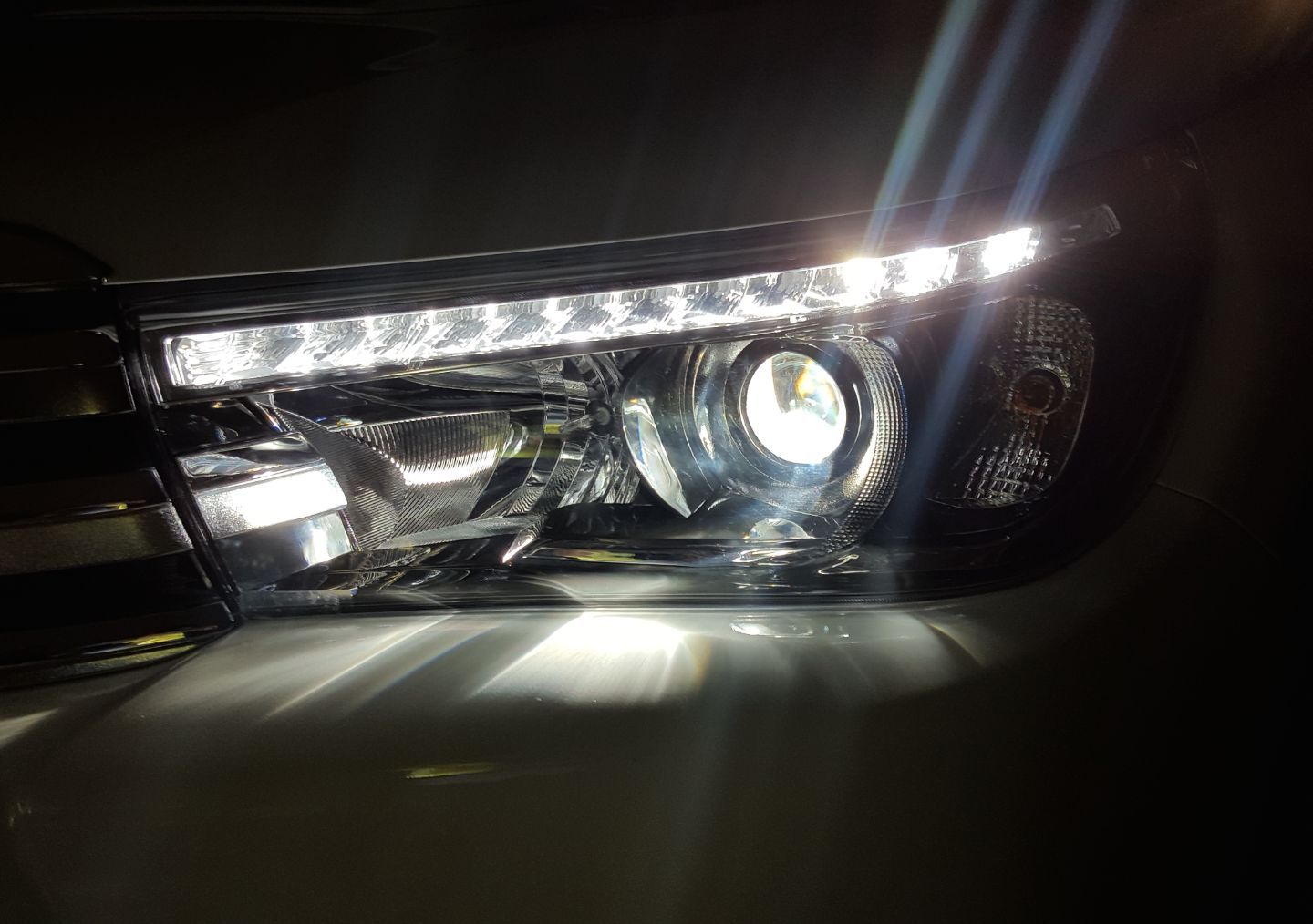 REVO 15 LED HEAD LAMP HIGH CLASS OEM - Image 2