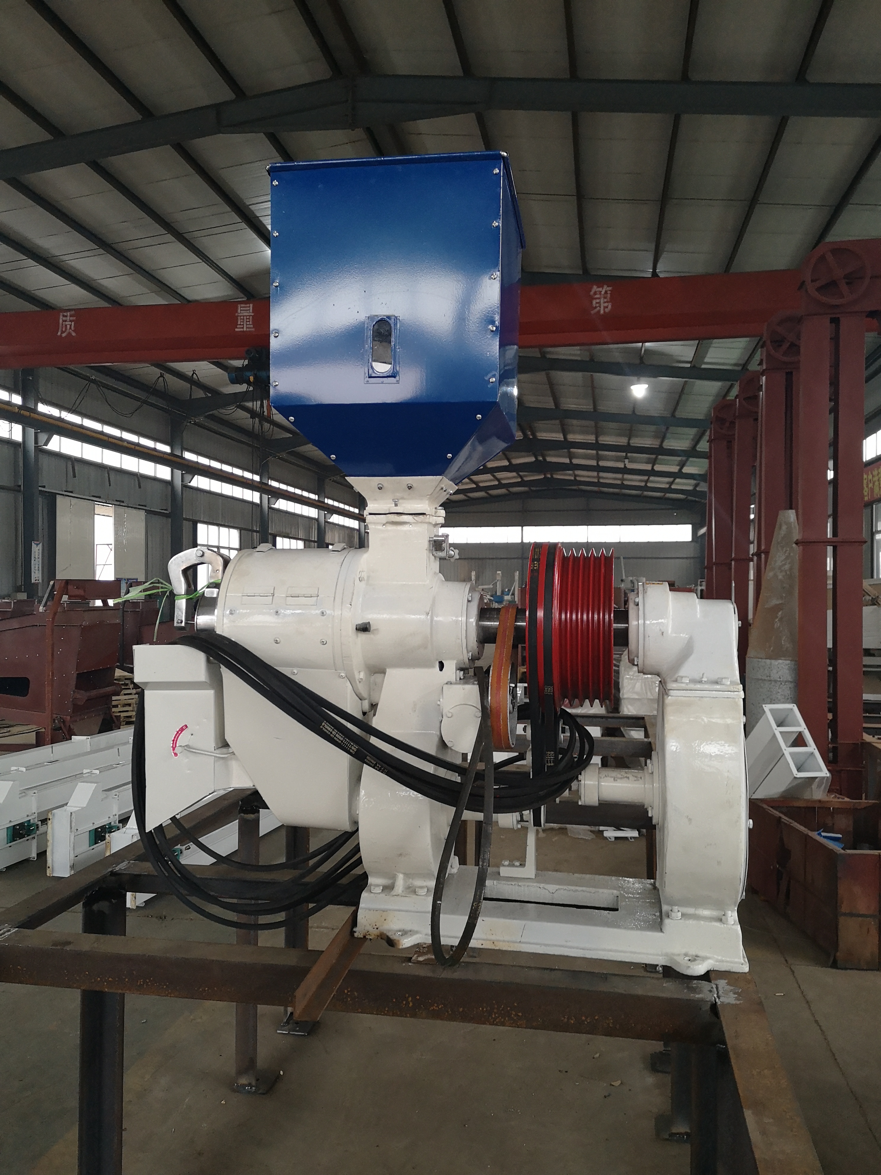 Rice Milling Machine with Integrated Separator
