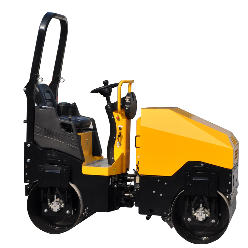 Ride-on hydraulic vibratory roller - Image 2