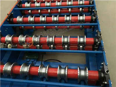 Roofing Sheet Roll Forming Machine
