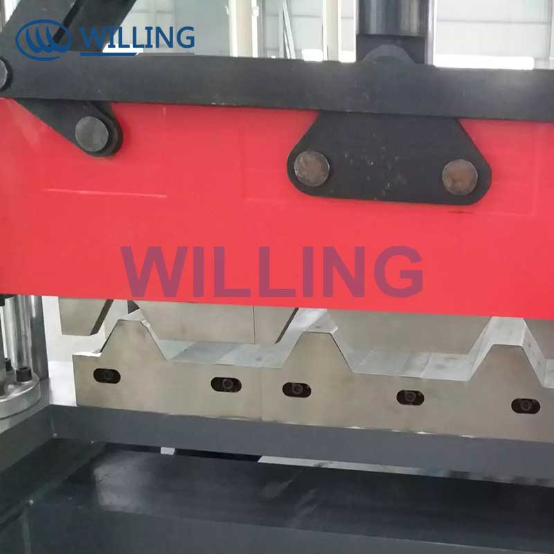 Roof and Wall Panel Roll Forming Machine