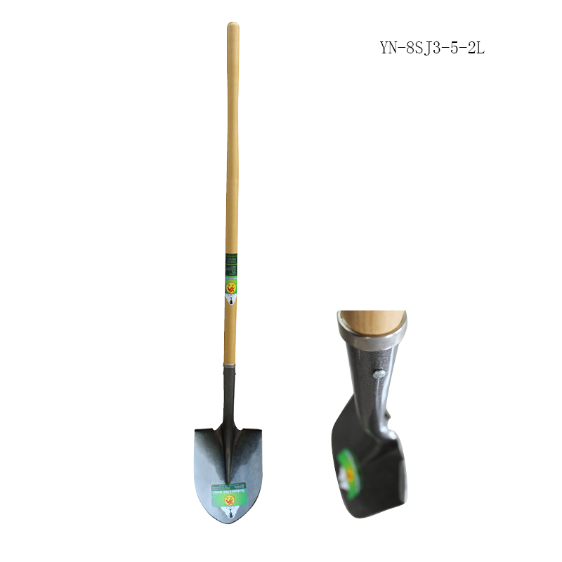 Round Point Digging Shovel with Long Handle