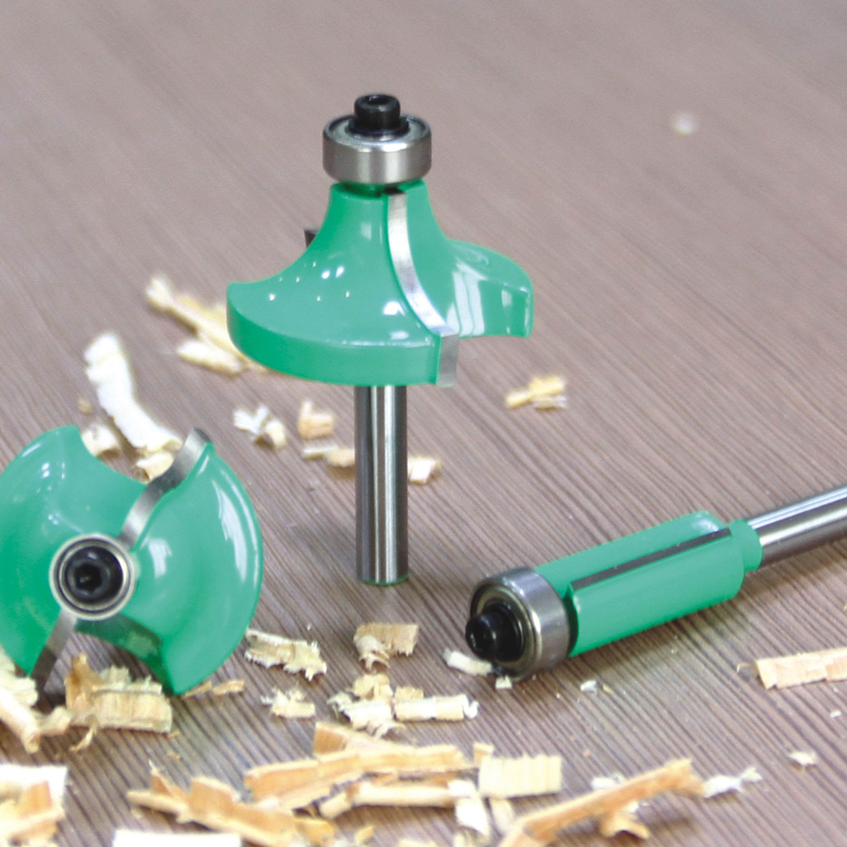 Wood Router Bit Set with Carbide Cutting Edges