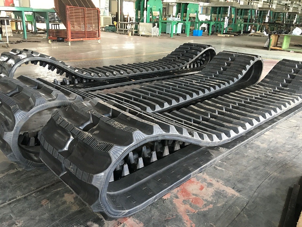 Rubber Track 750*150*66 for Morooka Carrier Mst2200 Mst1500 - Image 2