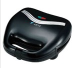 Compact Sandwich Toaster with Non-Stick Plates