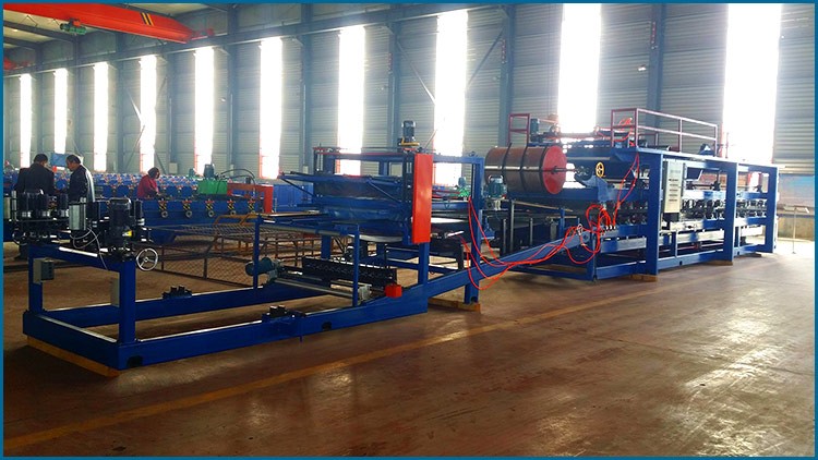 Automated sandwich panel forming machine overview