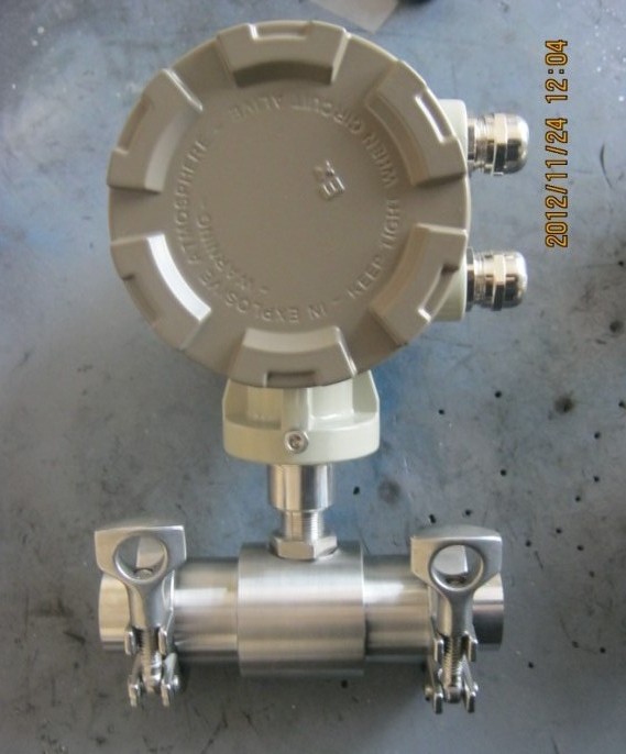 Sanitary turbine flowmeter - Image 2