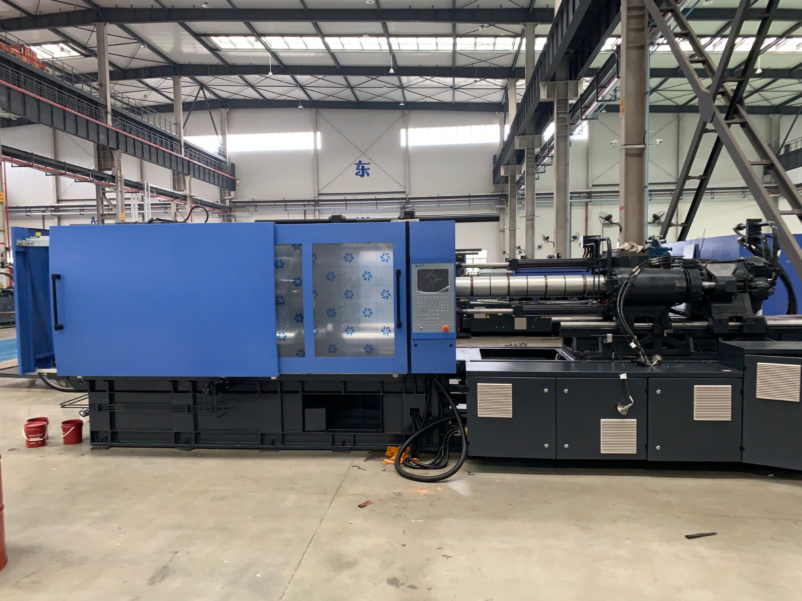 SE serial energy saving plastic injection molding machine by servo system - Image 2