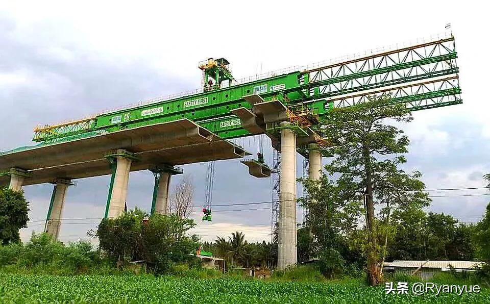 Segmental Launching Gantry - Image 2