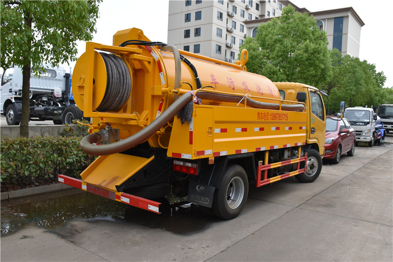 Sewage Suction Truck, 10-12 CBM Tank, Cummins Engine
