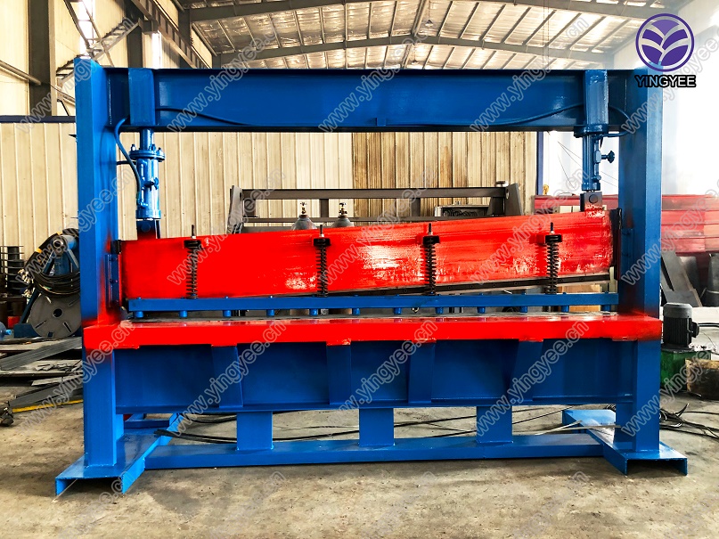 Sheet Metal Shearing Machine