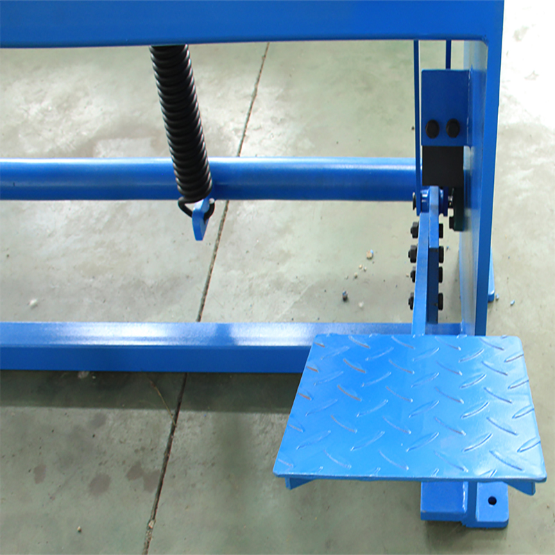 Metal Sheet Shearing Machine