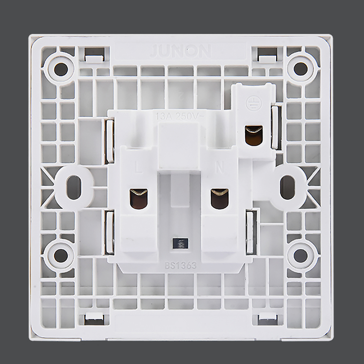 BS1363 Single Gang Power Outlet
