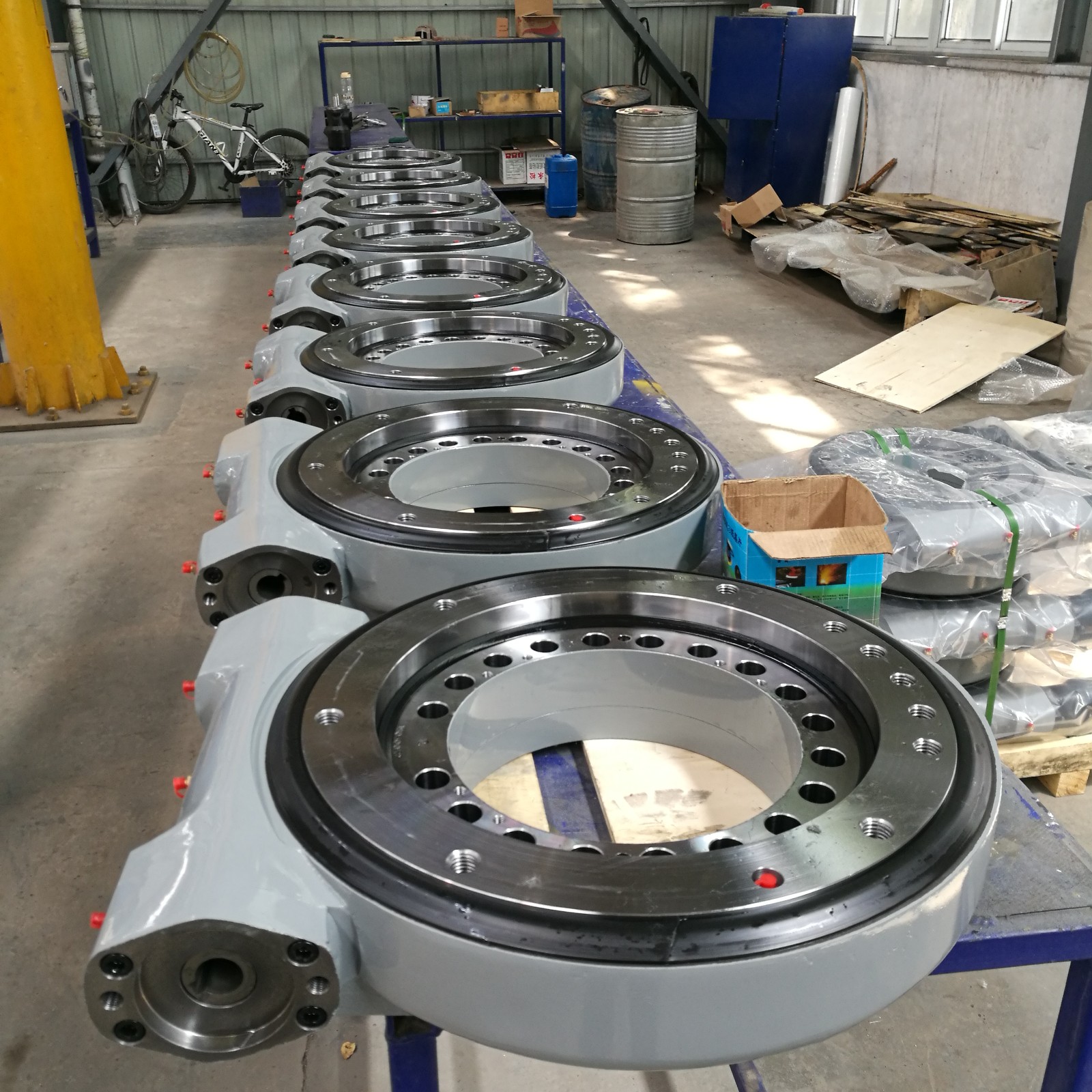 Slew Drive Replacement for Vehicle-Mounted Cranes