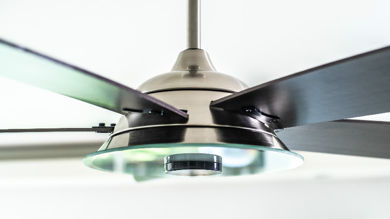 Smart Ceiling Fan with LED Lighting