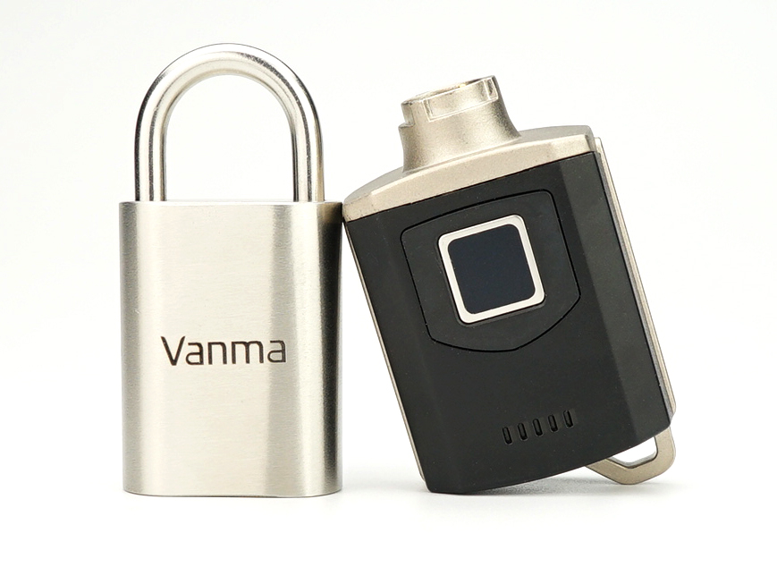 Smart Keyless Padlock with Electronic Access Control