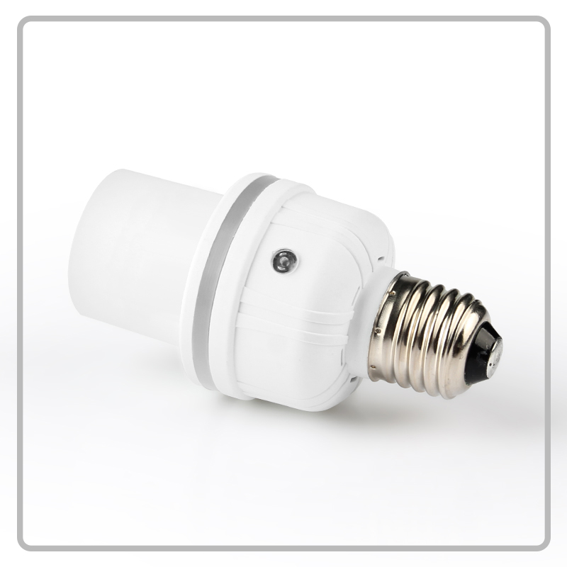 Wi-Fi Smart Light Socket