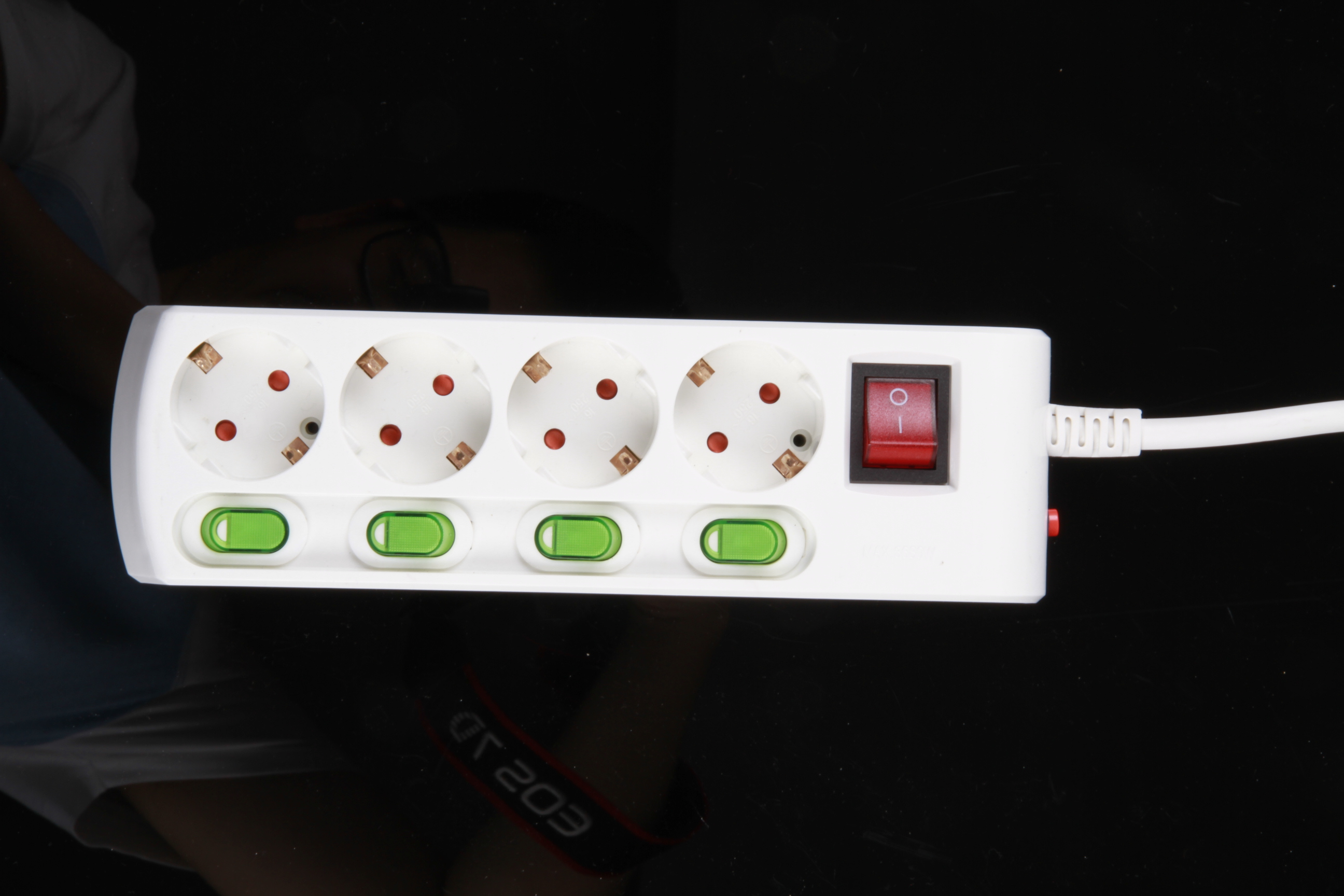 Multi-Socket Power Strip with Individual Switches