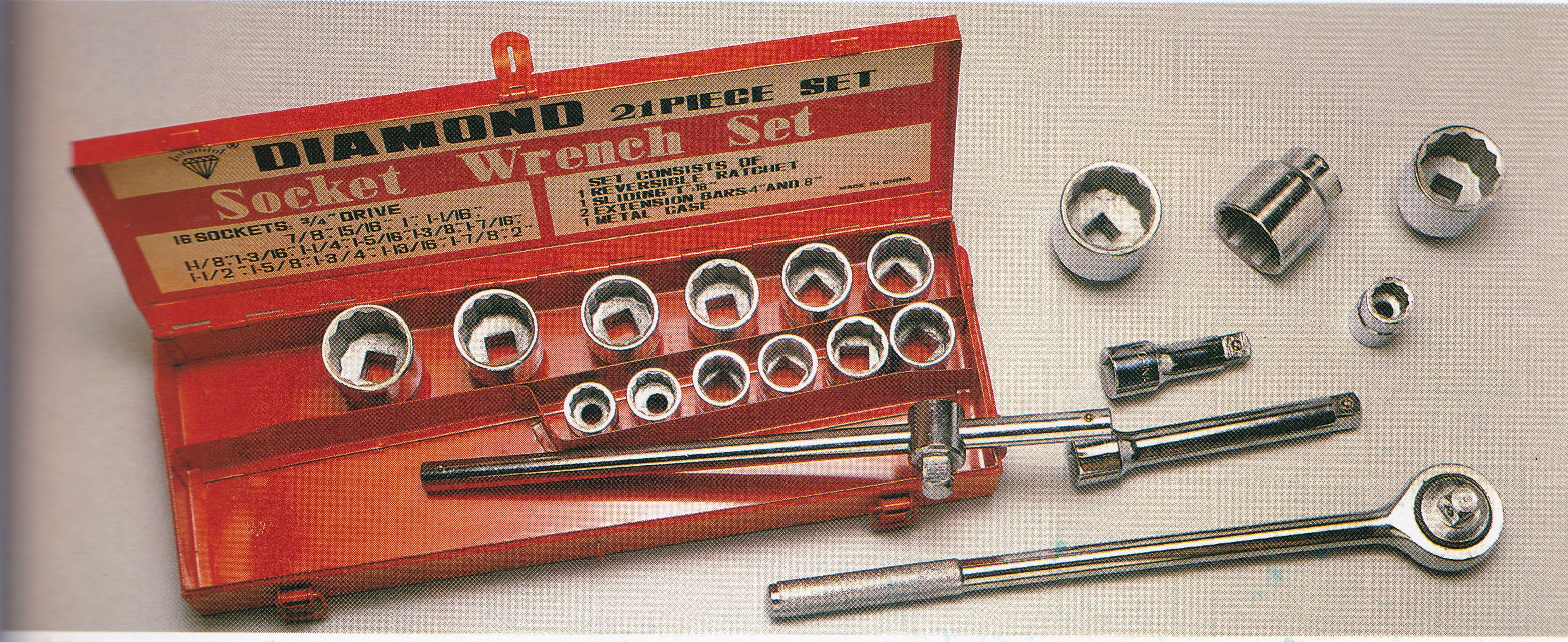 21-Piece Socket Wrench Set with Metal Case