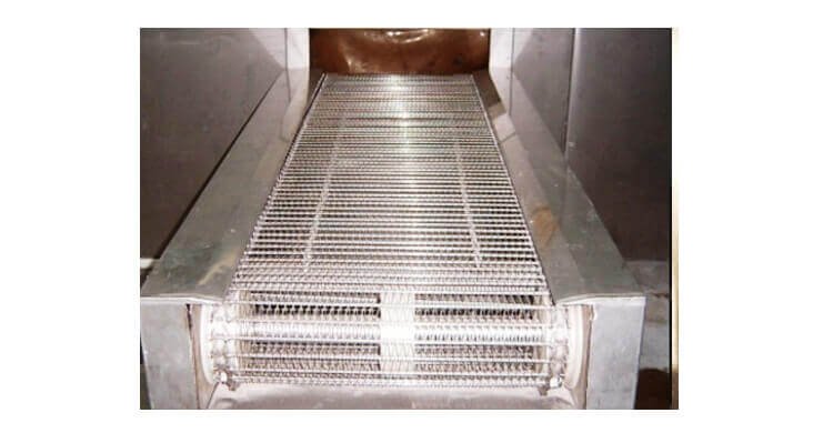 Spiral freezer interior with stainless steel construction