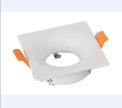 SPOT LIGHT - Image 2