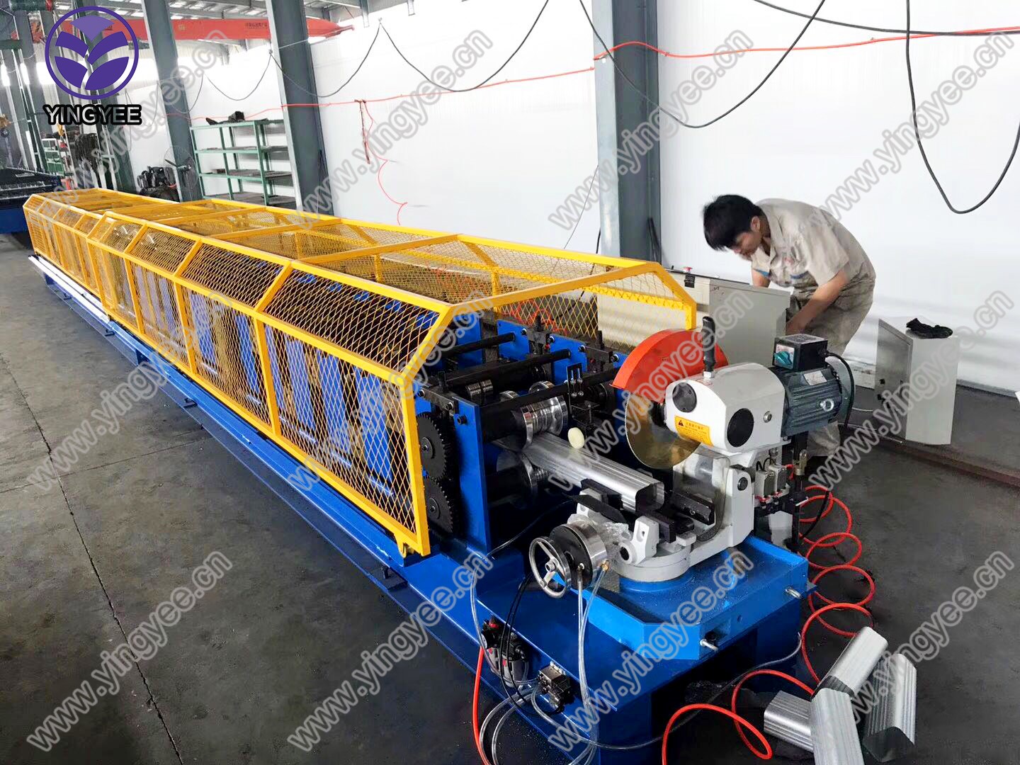 square downpipe roll forming machine - Image 3