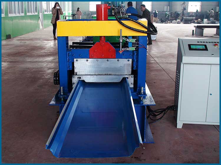Automated control panel for the roll forming machine