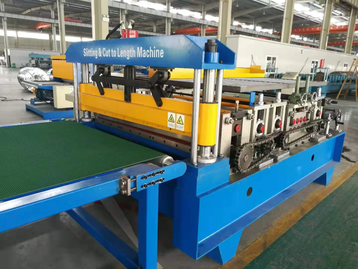 Steel sheet slitting and cut-to-length unit