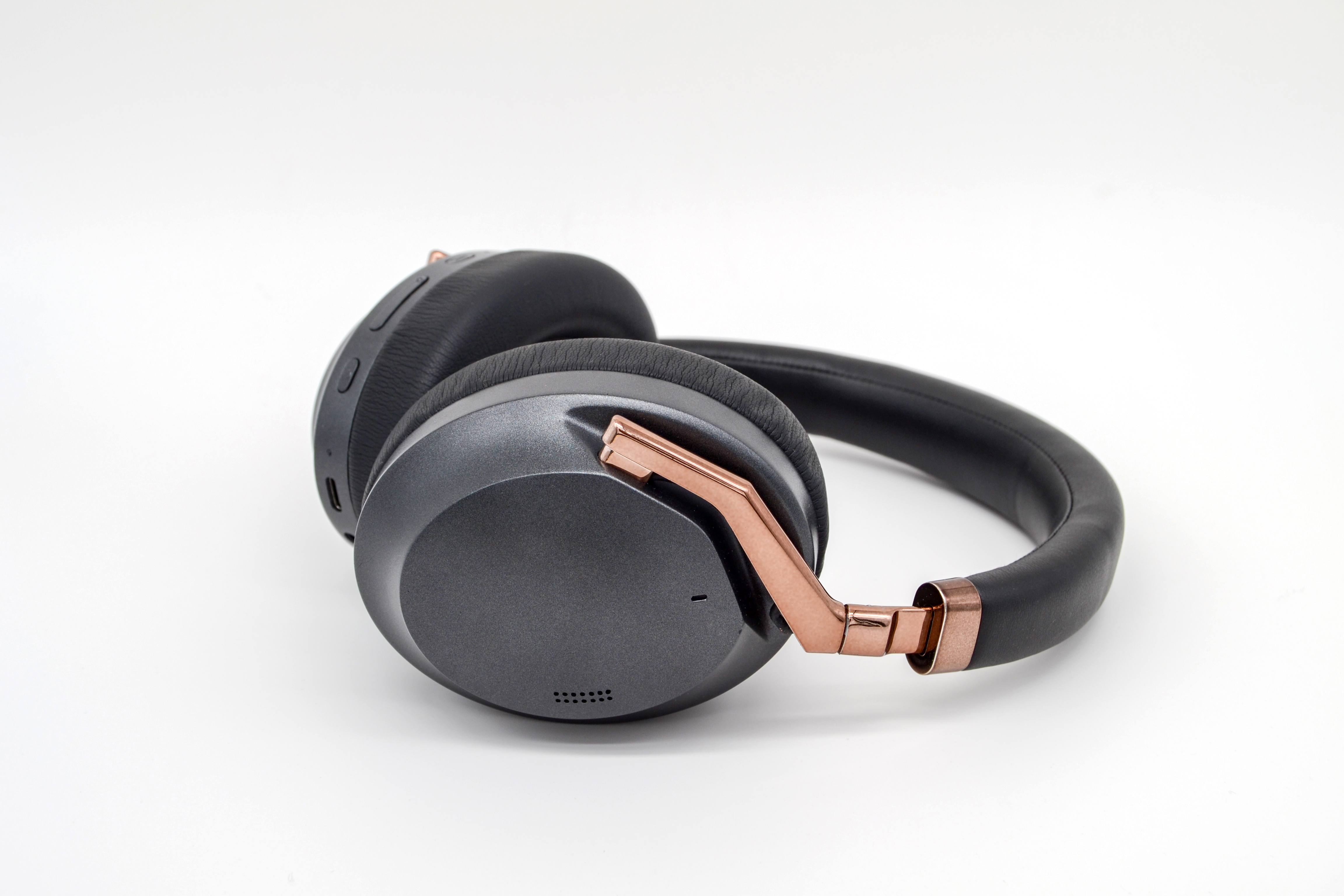 Stereo Bluetooth with Active Noise Cancelling - Image 2