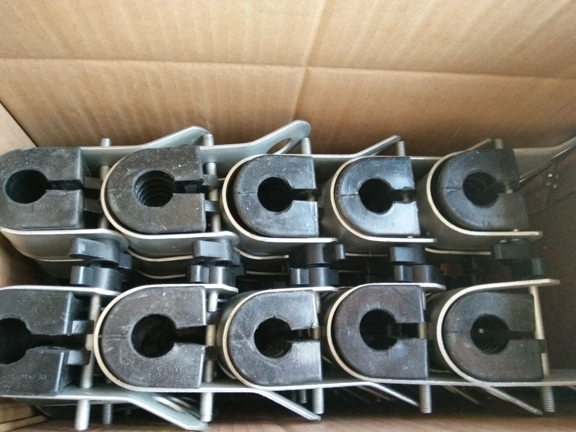 Suspension Cable Clamp for Electrical Cables
