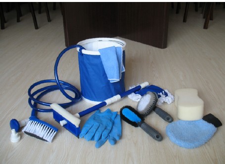 Car Washing Kit with Collapsible Bucket, Hose, and Cleaning Tools