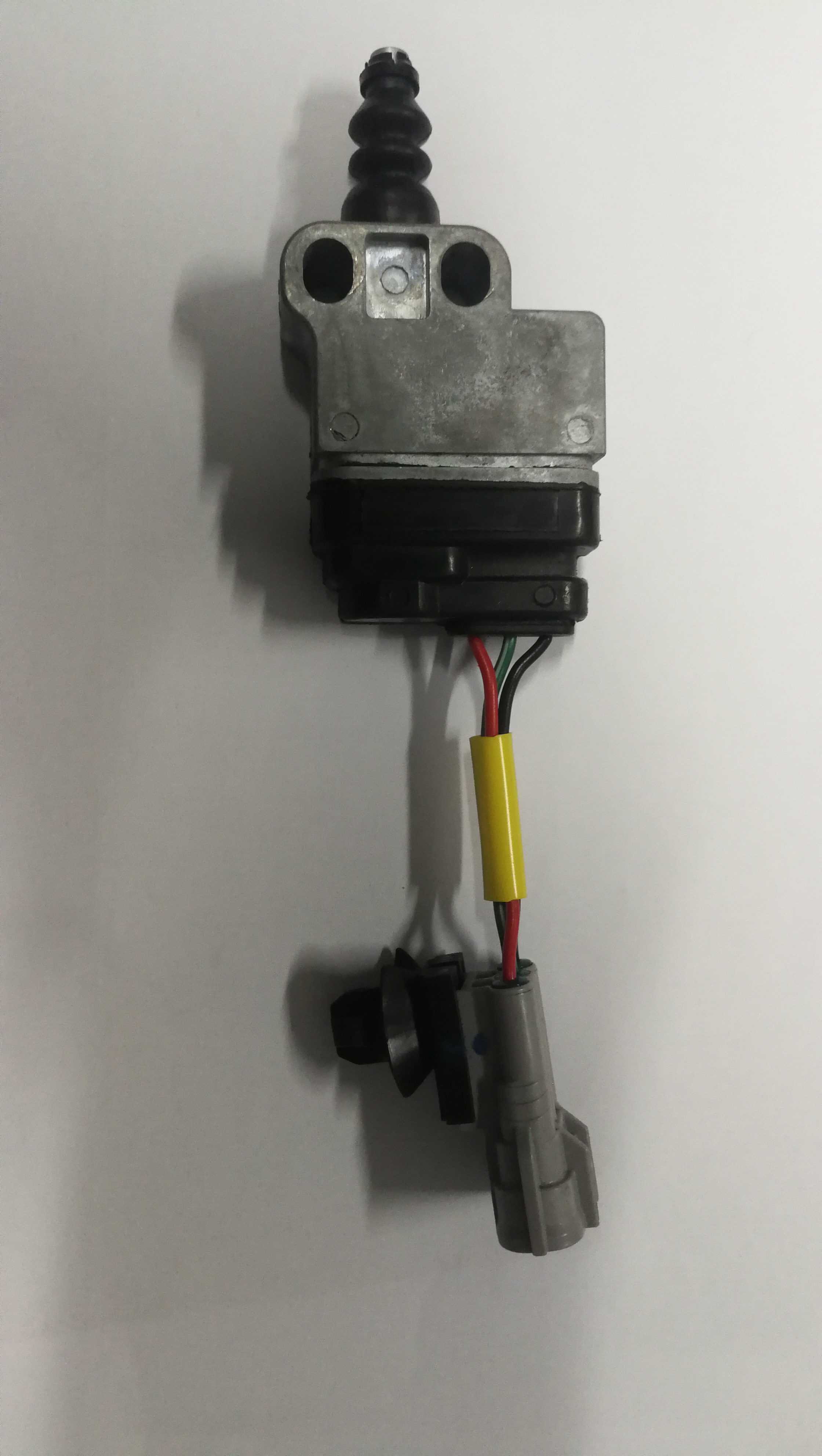Automotive Switch Assembly with Wiring Harness