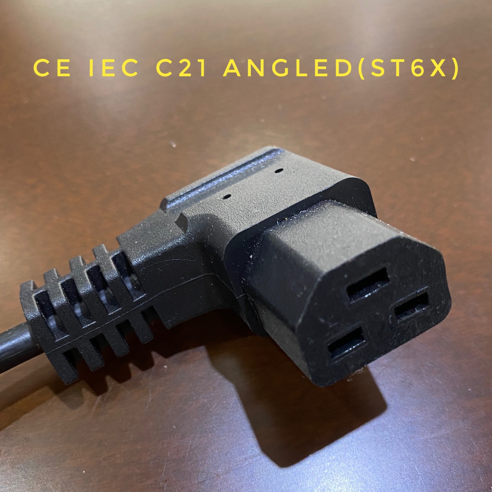Switzerland 3 pin plug to IEC 60320 C21 power cord - Image 2