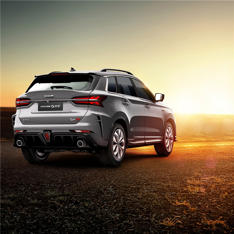 Compact SUV for On-Road and Off-Road Use